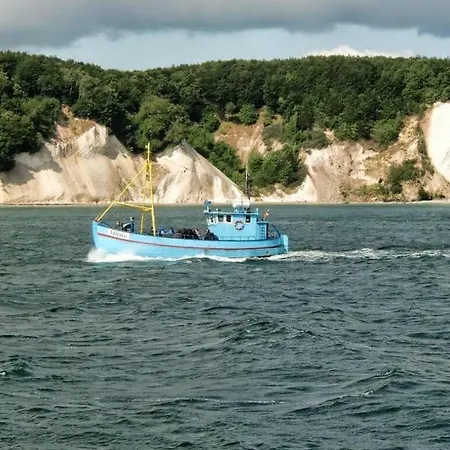 Beach With Sea Views * Glowe